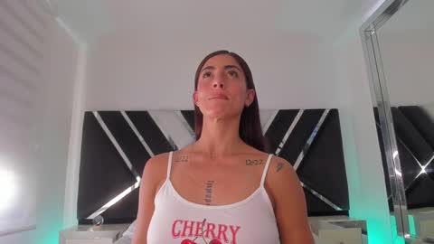 Snapshot of ava_fontana2 chatting on 10.13.25 Ava Fontana online show from 10.13.25