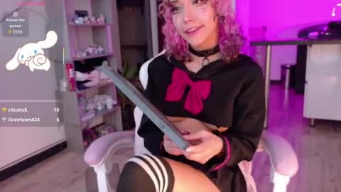 Snapshot of ava_williams_ chatting on 03.12.26 AVA online show from 03.12.26