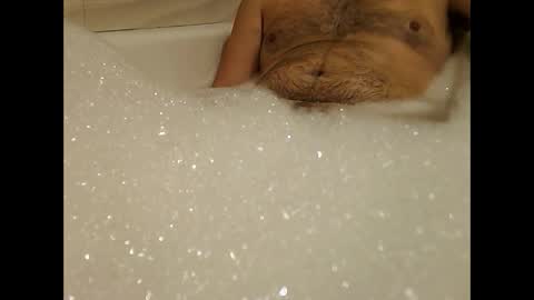 Snapshot of avago chatting on 01.04.25 avago online show from 01.04.25