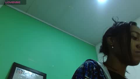 Snapshot of avalericherrymar chatting on 05.17.26 avaleri cherry online show from 05.17.26