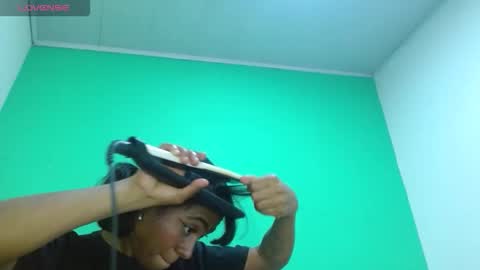 Snapshot of avalericherrymar chatting on 05.25.26 avaleri cherry online show from 05.25.26