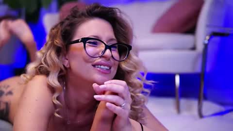 Snapshot of avamaddisson chatting on 11.09.25 Ava online show from 11.09.25