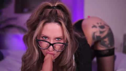 Ava online show from 01.14.26