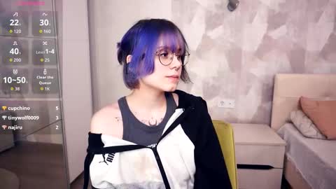 avaobierne online show from 11.28.25