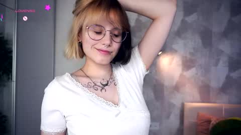 avaobierne online show from 02.10.26