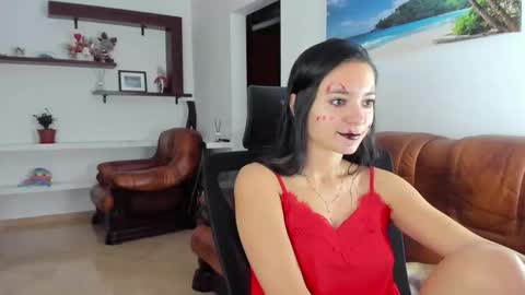 Ava online show from 11.01.25