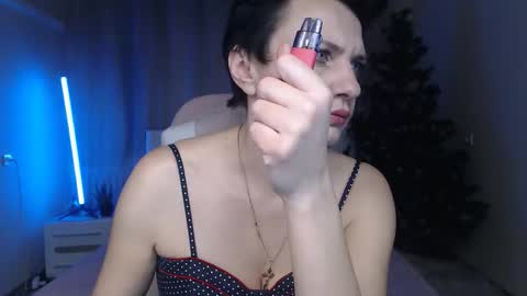 avasaturnian online show from 11.23.25