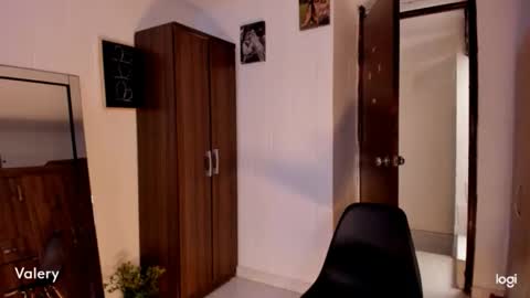 Valery -- online show from 11.28.25