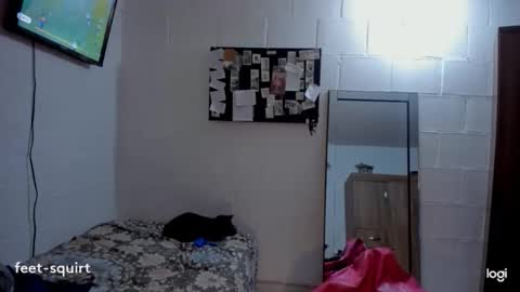 Snapshot of ave_fenix69 chatting on 05.21.26 Valery -- online show from 05.21.26