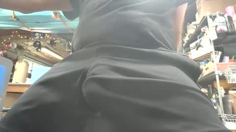 Snapshot of average_stag chatting on 09.18.25 average_stag online show from 09.18.25