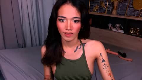 Avery online show from 12.02.25