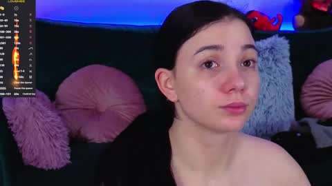 Snapshot of averywillow chatting on 04.02.26 AveryWillow online show from 04.02.26