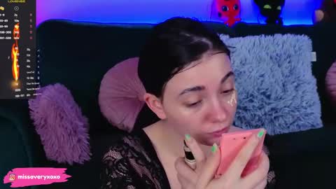 Snapshot of averywillow chatting on 04.03.26 AveryWillow online show from 04.03.26