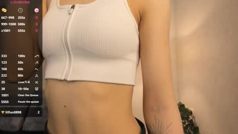 Lucy online show from 03.04.26