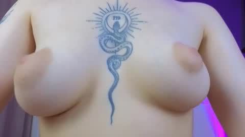 avgustina_love online show from 11.16.25