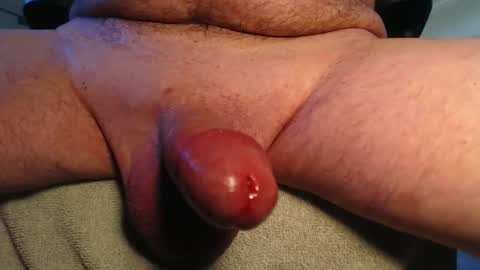 Snapshot of avi8r chatting on 10.29.25 avi8r online show from 10.29.25