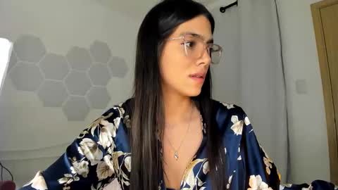   Follow me  Pvt and c2c is on  online show from 02.01.26