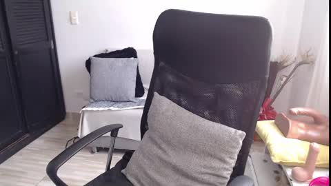 AVIS  online show from 04.29.26