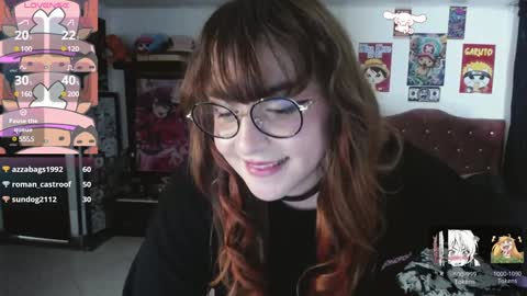 Snapshot of avril2809 chatting on 12.15.24 Abril online show from 12.15.24