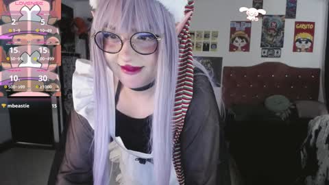 Snapshot of avril2809 chatting on 12.22.24 Abril online show from 12.22.24