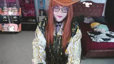 Snapshot of avril2809 chatting on 02.20.25 Abril online show from 02.20.25