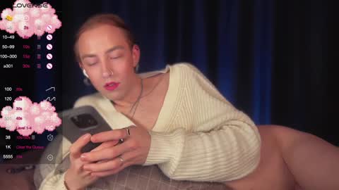 Snapshot of avril_pearly_ chatting on 02.04.25 avril_pearly_ online show from 02.04.25