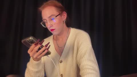 Snapshot of avril_pearly_ chatting on 02.09.25 avril_pearly_ online show from 02.09.25