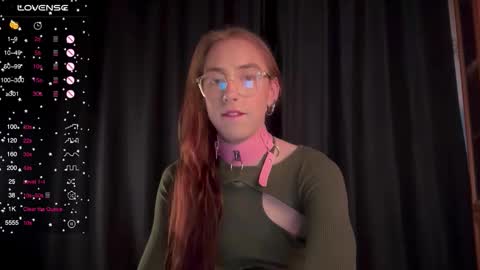 Snapshot of avril_pearly_ chatting on 09.19.25 avril_pearly_ online show from 09.19.25