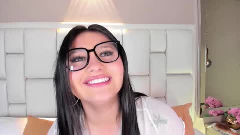 Avy  online show from 01.10.26