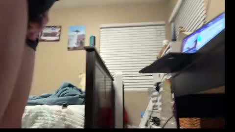 Snapshot of axel101101 chatting on 02.01.25 Axel Palacios online show from 02.01.25