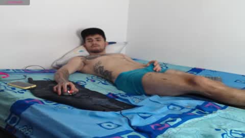 Axel online show from 03.10.25