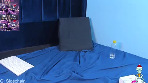 Snapshot of axel_cifer chatting on 12.13.24 Axel cifer online show from 12.13.24