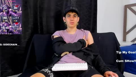 Snapshot of axel_cifer chatting on 03.10.25 Axel cifer online show from 03.10.25