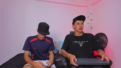 AXEL online show from 11.21.25