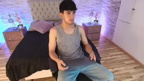 Snapshot of axel_draven chatting on 04.15.26 axel_draven online show from 04.15.26