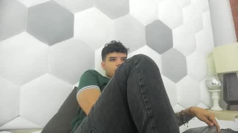 Axel Forte online show from 12.21.25