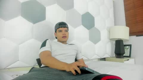 Axel Forte online show from 04.30.26