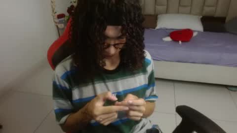 Snapshot of axel_fox7 chatting on 05.13.26 Axel online show from 05.13.26