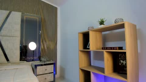 axel_grey_ online show from 06.16.26