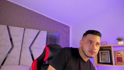 Snapshot of axel_grey_ chatting on 07.08.26 axel_grey_ online show from 07.08.26