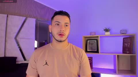 Snapshot of axel_grey_ chatting on 07.10.26 axel_grey_ online show from 07.10.26