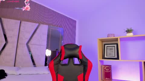 Snapshot of axel_grey_ chatting on 07.15.26 axel_grey_ online show from 07.15.26