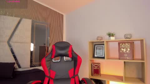 Snapshot of axel_grey_ chatting on 07.24.26 axel_grey_ online show from 07.24.26