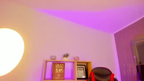 Snapshot of axel_grey_ chatting on 07.26.26 axel_grey_ online show from 07.26.26