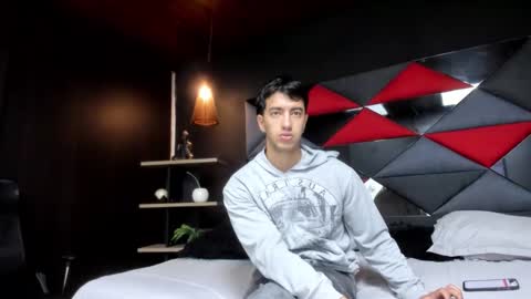 Snapshot of axel_hendrick chatting on 03.02.26 axel_hendrick online show from 03.02.26