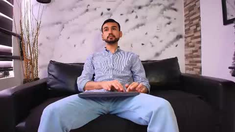 Snapshot of axel_moon_s chatting on 11.03.25 Axel Moon online show from 11.03.25