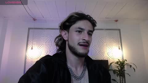 Axel  online show from 05.29.26
