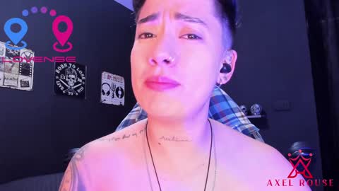 Snapshot of axel_rouse1 chatting on 12.24.24 Axel Rouse online show from 12.24.24