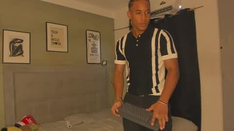 AXEL SILVA online show from 10.11.25