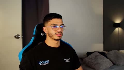 Snapshot of axel_stein03 chatting on 01.30.25 axel stein NEW ACCOUNT online show from 01.30.25